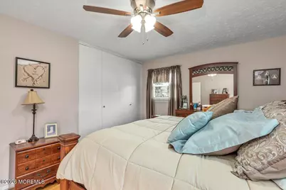 47 Cresci Boulevard, Hazlet Township, NJ 07730 - Photo 24