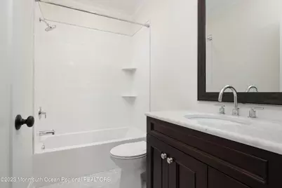 55 Hudson Avenue, Red Bank, NJ 07701 - Photo 18