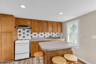18 Maple Ave, Eatontown, NJ 07724 - Photo 40