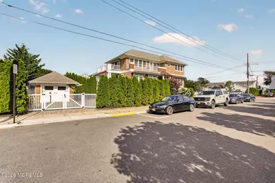 100 Trenton Avenue, Point Pleasant Beach, NJ 08742 - Photo 16