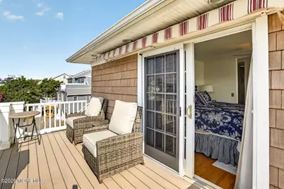 100 Trenton Avenue, Point Pleasant Beach, NJ 08742 - Photo 38