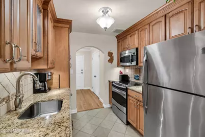 210 5th Avenue #27, Belmar, NJ 07719 - Photo 8