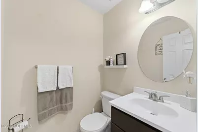 8 Cooper Court, Freehold, NJ 07728 - Photo 12