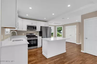 18 Maple Avenue #A, Eatontown, NJ 07724 - Photo 12