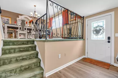 10 Garrett Place, New Monmouth, NJ 07748 - Photo 6