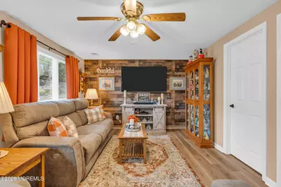 10 Garrett Place, New Monmouth, NJ 07748 - Photo 16