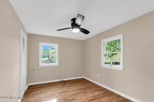 18 Maple Ave, Eatontown, NJ 07724 - Photo 12