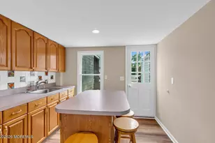 18 Maple Ave, Eatontown, NJ 07724 - Photo 6
