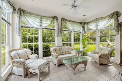 16 Bellflower Drive, Lakewood, NJ 08701 - Photo 24