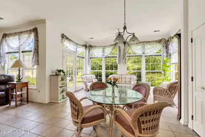 16 Bellflower Drive, Lakewood, NJ 08701 - Photo 22