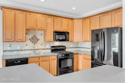94 Deepwater Circle, Manalapan Township, NJ 07726 - Photo 16