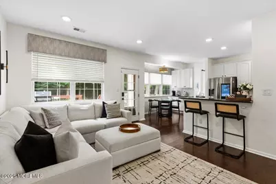 52 Waterford Avenue, Morganville, NJ 07751 - Photo 10