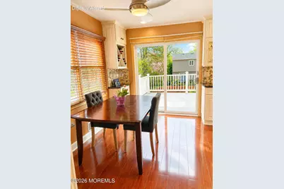 565 Sumner Avenue, Belford, NJ 07718 - Photo 6