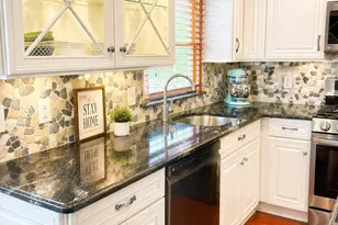 565 Sumner Ave, Belford, NJ 07718 - Photo 8