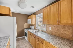 303 Union Ave, Union Beach, NJ 07735 - Photo 10