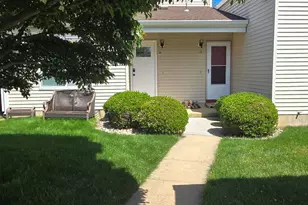 12 Woodmere Ct, Freehold, NJ 07728 - Photo 2