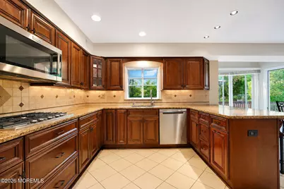 20 Cooperhawk Drive, Manalapan Township, NJ 07726 - Photo 18