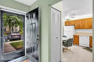 58 Secretariat Ct, Tinton Falls, NJ 07724 - Photo 4