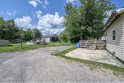 93 N Maple Avenue, Tuckerton, NJ 08087 - Photo 20
