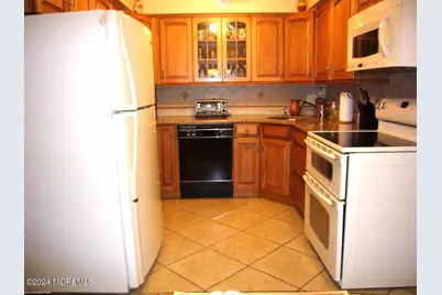 1187 Ocean Avenue #12, Sea Bright, NJ 07760 - Photo 6