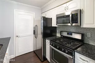 2411 Waters Edge Dr, Toms River Township, NJ 08753 - Photo 10
