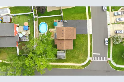 62 York Street, Old Bridge Township, NJ 08857 - Photo 46