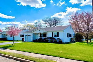 51 Eton Rd, Toms River Township, NJ 08757 - Photo 2