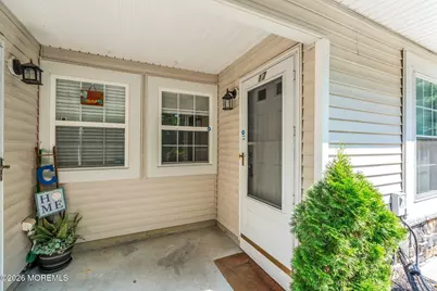 17 Forrest Court, Tinton Falls, NJ 07753 - Photo 4