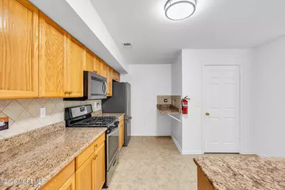 17 Forrest Court, Tinton Falls, NJ 07753 - Photo 12