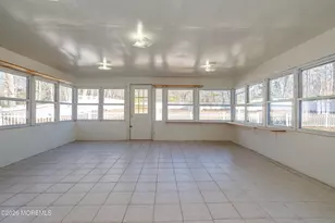 878 Green Valley Rd, Jackson, NJ 08527 - Photo 6