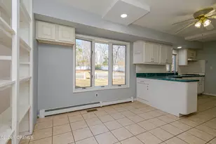 878 Green Valley Rd, Jackson, NJ 08527 - Photo 2