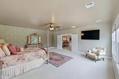 7 Crystal Court, Manalapan Township, NJ 07726 - Photo 26