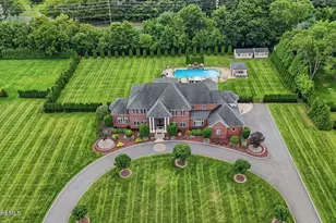 7 Crystal Ct, Manalapan Township, NJ 07726 - Photo 6