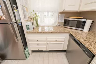 54D Old Nassau Rd, Monroe Township, NJ 08831 - Photo 10