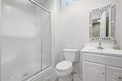 319 Valley View Circle, Freehold, NJ 07728 - Photo 38