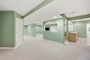 319 Valley View Cir, Freehold, NJ 07728 - Photo 34