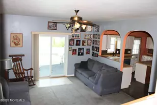 38 Oak St, Keyport, NJ 07735 - Photo 4