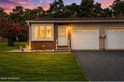 19A Maplewood Drive #52, Whiting, NJ 08759 - Photo 1