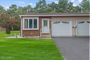 19A Maplewood Dr, Whiting, NJ 08759 - Photo 2