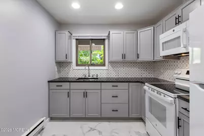 48 Ellsworth Court, Red Bank, NJ 07701 - Photo 8