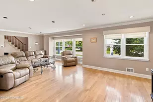 25 Mccue Rd, Morganville, NJ 07751 - Photo 8