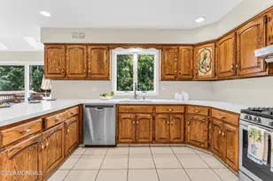 24 Windswept Rd, Holmdel, NJ 07733 - Photo 28