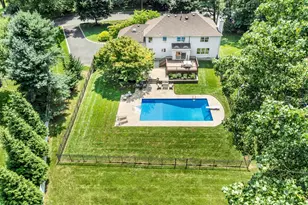 24 Windswept Rd, Holmdel, NJ 07733 - Photo 4