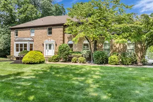 24 Windswept Rd, Holmdel, NJ 07733 - Photo 2