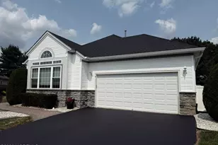 8 Clermont Ct, Manchester Township, NJ 08759 - Photo 2