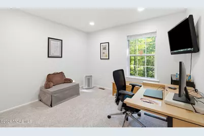 267 Century Way, Manalapan Township, NJ 07726 - Photo 22