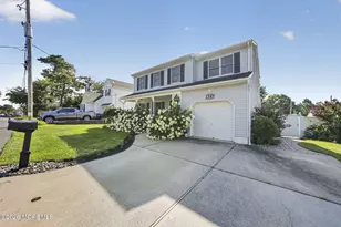 1509 Spray Ave, Beachwood, NJ 08722 - Photo 2