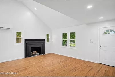 115 Clinton Place, Tinton Falls, NJ 07724 - Photo 4