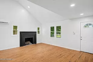 115 Clinton Pl, Tinton Falls, NJ 07724 - Photo 4