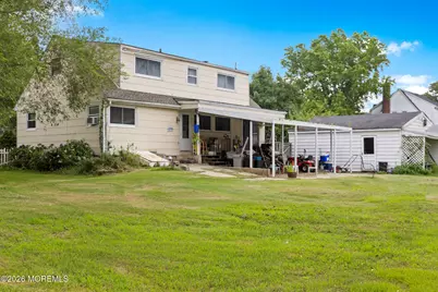 752 Park Avenue, Belford, NJ 07718 - Photo 28